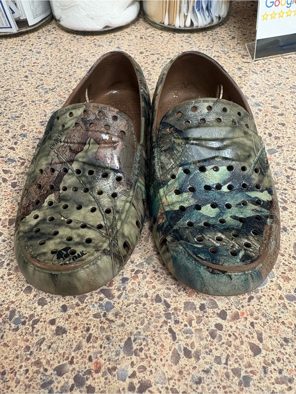 Men's Camouflage Slip-On Loafers - Green/Brown
